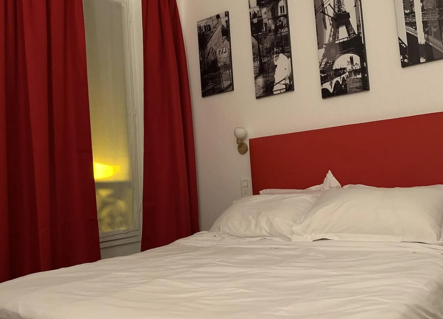 Hotel De Bordeaux 2*